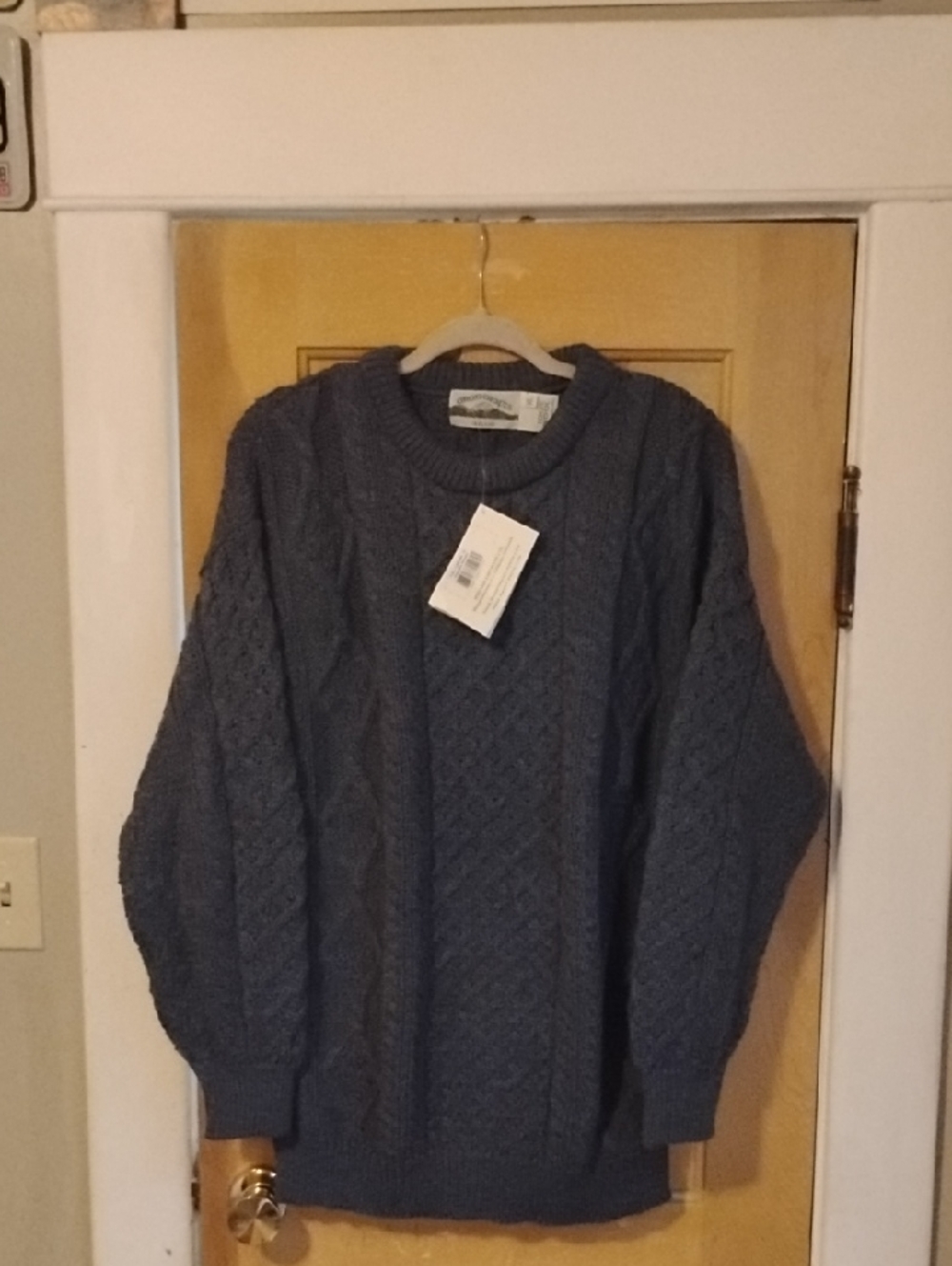 Men's Aran Sweater 100% Wool, XL (Tags)